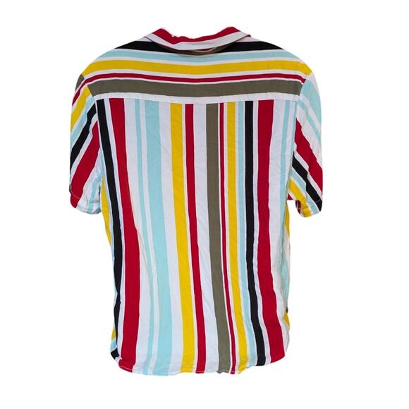 Denim & Flower button down Size XL - Picture 2 of 7